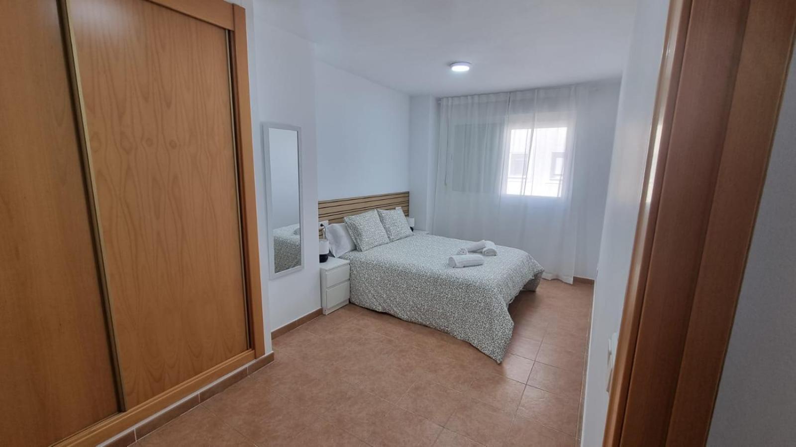 Moderno Apartamento 3 Dormitorios, Garaje Y Piscina La Algaba Екстериор снимка